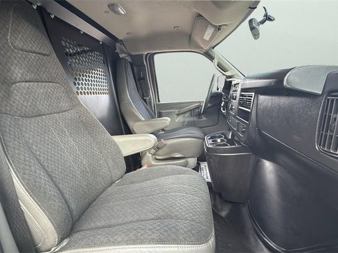 Used 2024 Chevrolet Express 2500 w/ Driver Convenience Package image 28