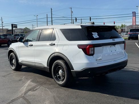 New 2026 Ford Explorer 4WD Police Interceptor image 3