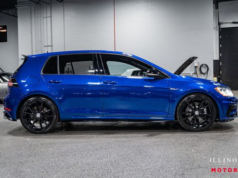Used 2019 Volkswagen Golf R 4-Door image 6