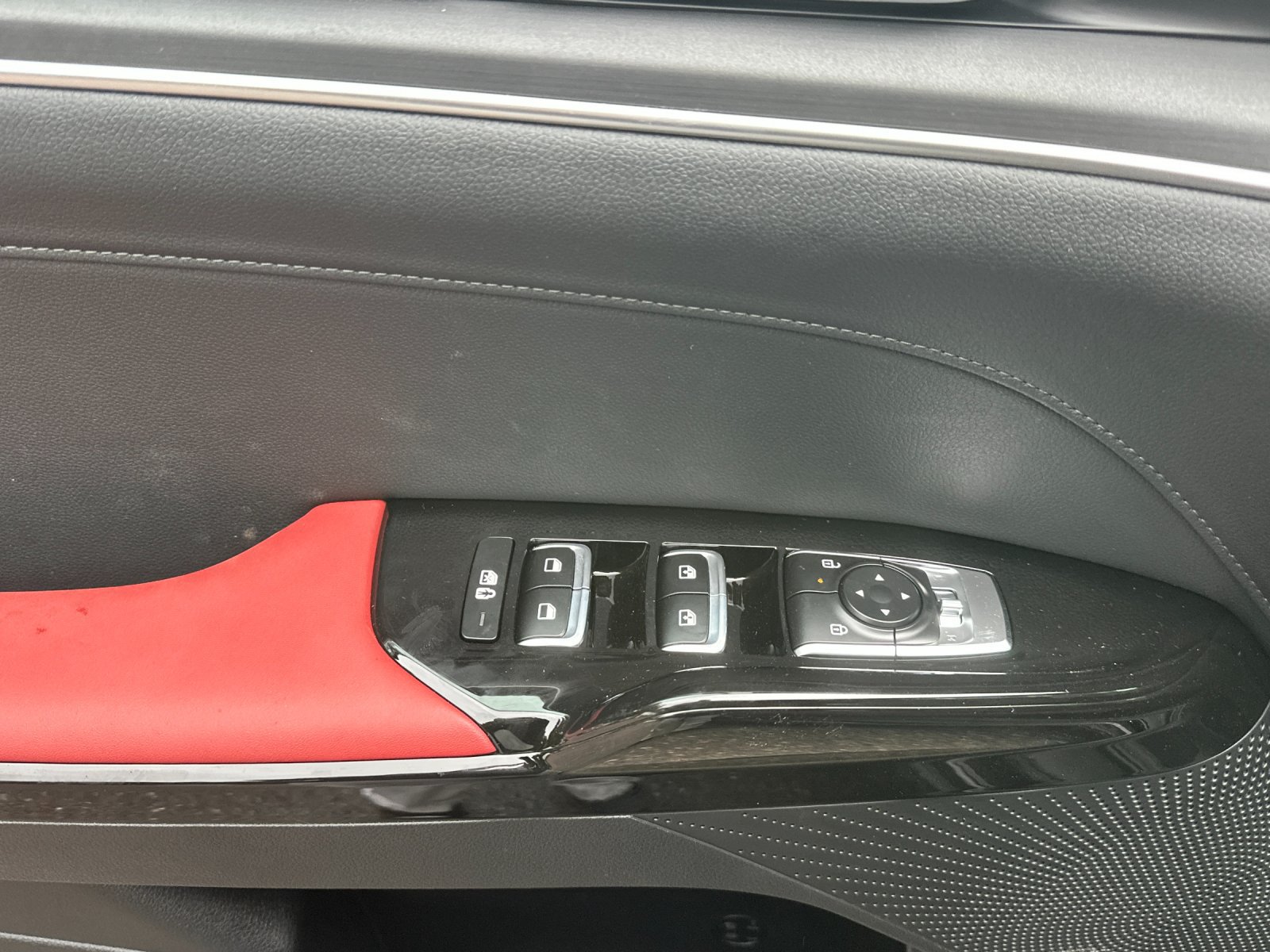 New 2026 Kia K5 GT-Line w/ GT-Line Red Interior Package FWD image 11