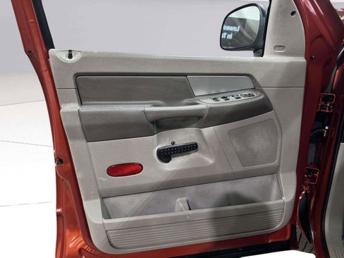 Used 2007 Dodge Ram 1500 Truck SLT RWD image 17