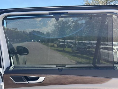 New 2026 Volkswagen Atlas SE image 43