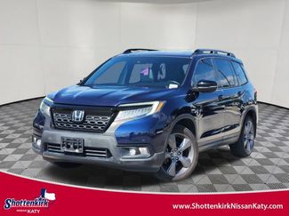 Used 2019 Honda Passport Touring video 1