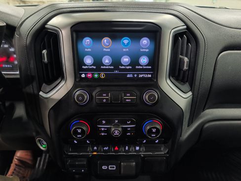 Used 2021 Chevrolet Silverado 1500 LT image 11