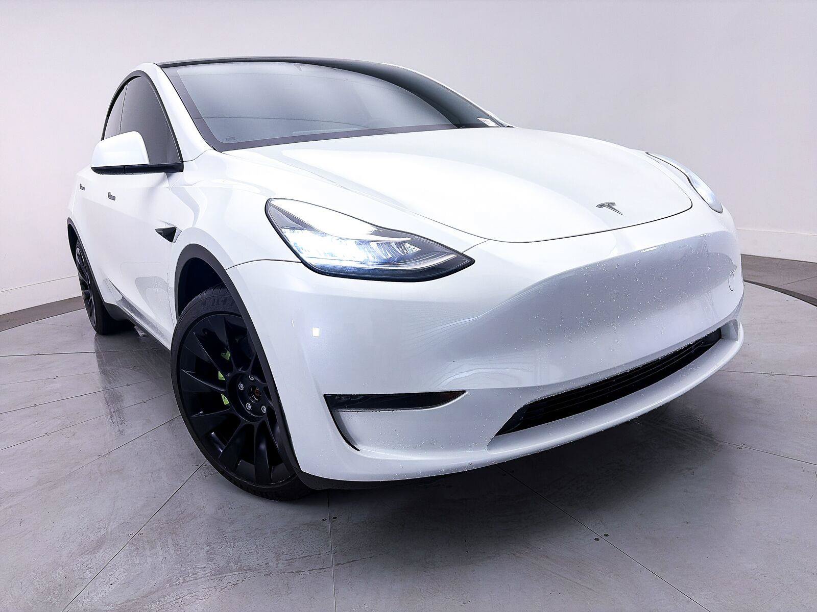 Used 2023 Tesla Model Y Long Range AWD/4WD image 7