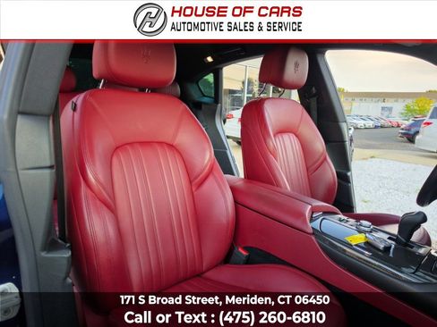 Used 2017 Maserati Levante AWD/4WD image 44