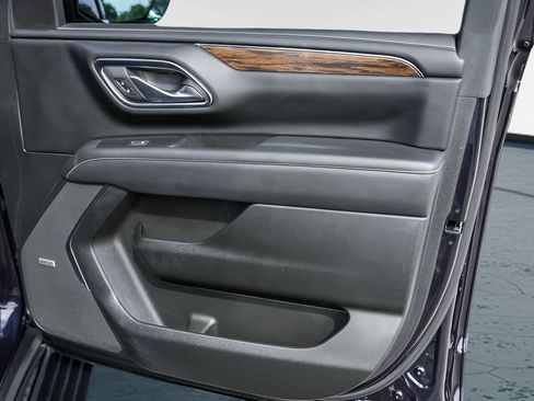 Used 2023 Chevrolet Tahoe Premier RWD image 33