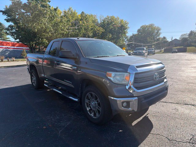 Used 2014 Toyota Tundra SR5 w/ SR5 Upgrade Package RWD image 3