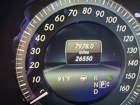 Used 2016 Mercedes-Benz E 350 Sedan image 11