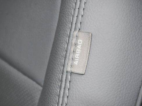 Used 2022 Land Rover Range Rover Evoque SE image 49