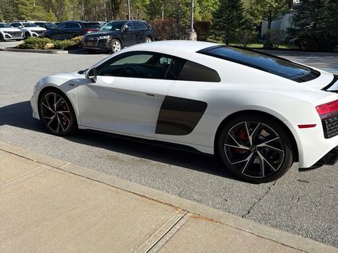 Used 2023 Audi R8 V10 performance RWD image 9
