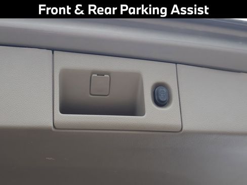 Used 2017 Chevrolet Tahoe LT w/ LT Signature Package image 25