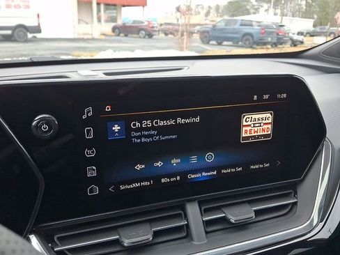 New 2026 Chevrolet Trax RS w/ Sunroof Package image 13