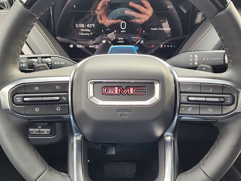 New 2025 GMC Yukon XL Elevation image 19