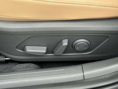 Used 2025 Hyundai Sonata Limited image 16