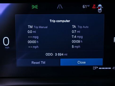 Certified 2026 Volvo XC40 B5 Plus w/ Protection Package Premier image 13