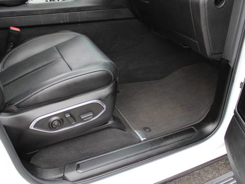 Used 2022 Jeep Wagoneer Series III w/ Premium Group I image 53