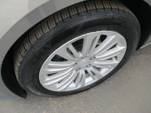 Used 2019 Buick LaCrosse Essence w/ Sights and Sounds Package image 10