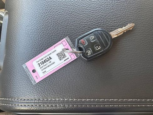 Used 2014 Ford F150 Lariat w/ Lariat Chrome Package AWD/4WD image 44