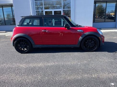 Used 2013 MINI Cooper S image 2