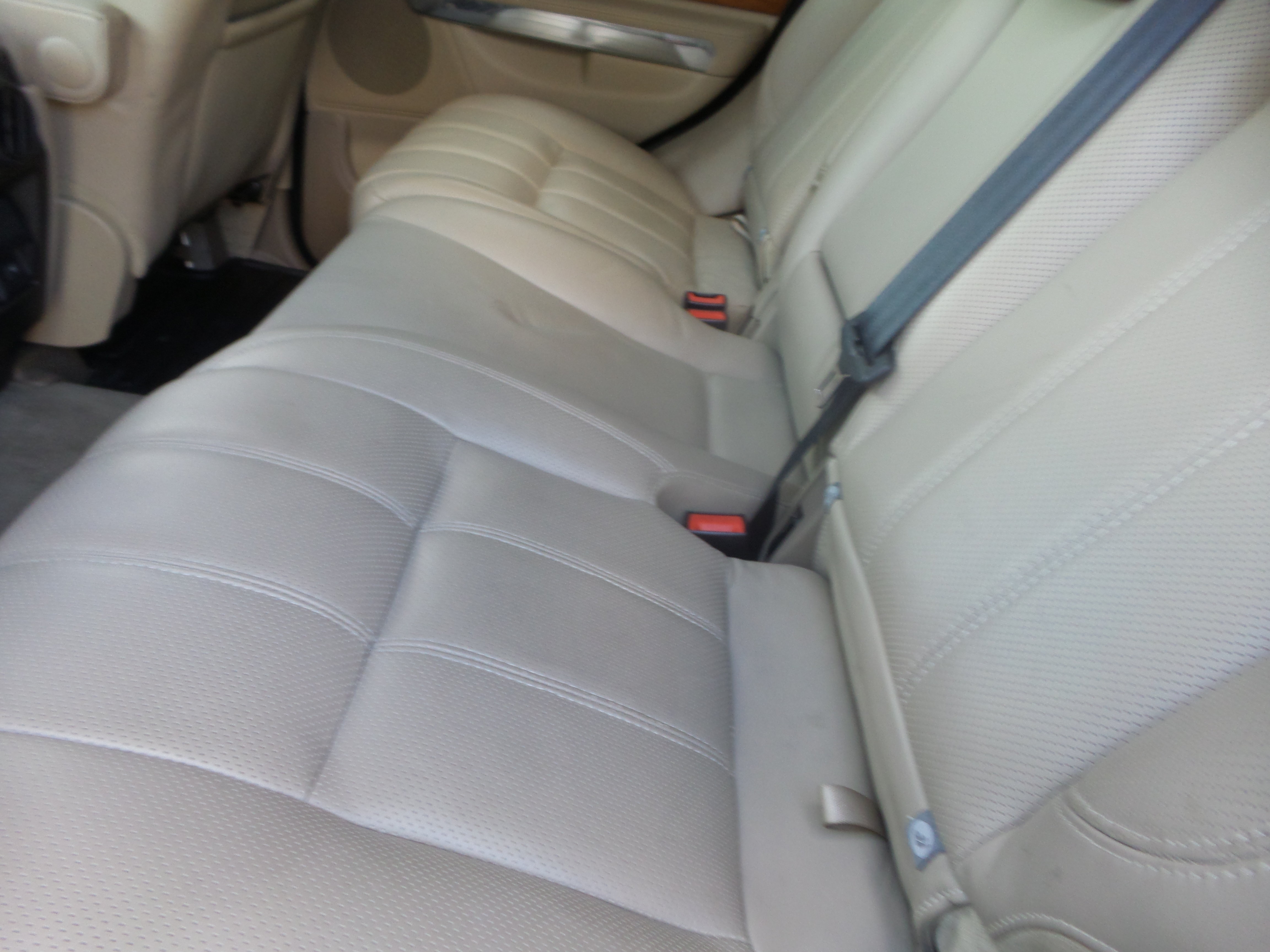 Used 2012 Land Rover Range Rover Sport Supercharged AWD/4WD image 34