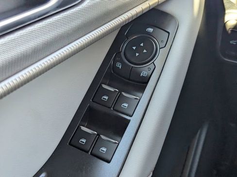 New 2026 Ford Explorer Active w/ Active Comfort Package image 24