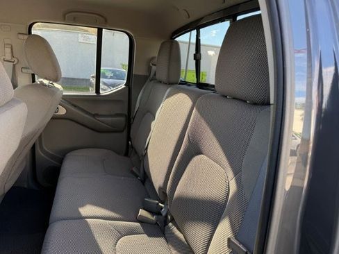 Used 2015 Nissan Frontier SV w/ SV Value Truck Package image 15