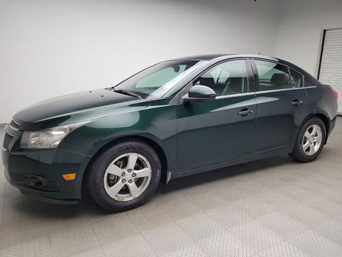 Used 2014 Chevrolet Cruze LT FWD image 2