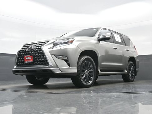 Used 2021 Lexus GX 460 Premium w/ Accessory Package AWD/4WD image 28