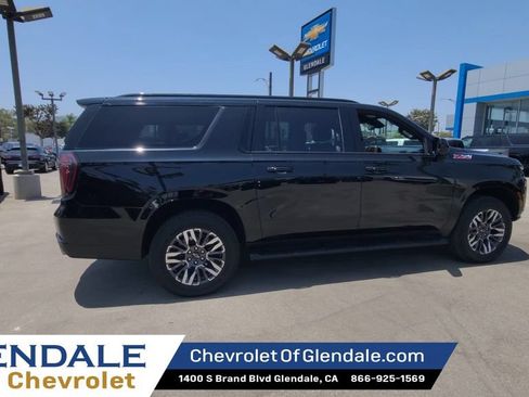 Certified 2025 Chevrolet Suburban Z71 AWD/4WD image 8