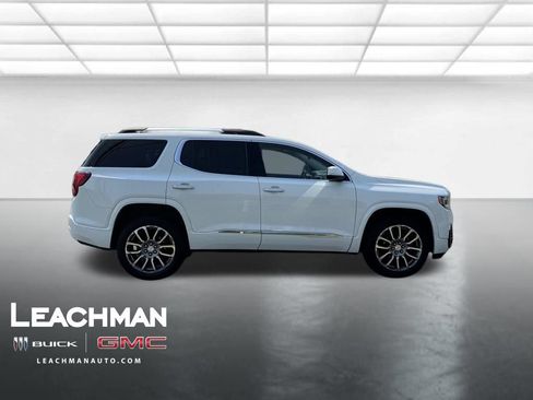 Used 2023 GMC Acadia Denali AWD/4WD image 9