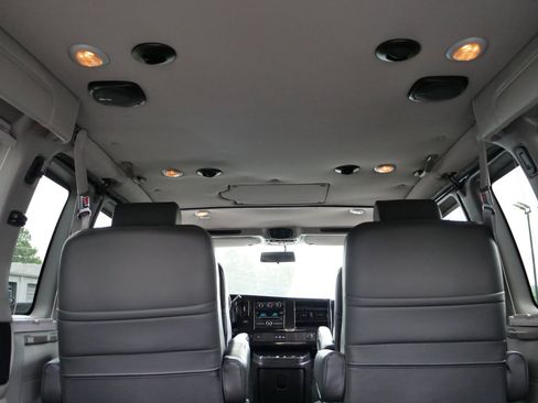 Used 2014 Chevrolet Express 1500 RWD image 37