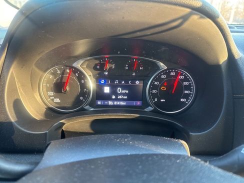 Used 2020 GMC Terrain SLE w/ Driver Convenience Package image 9