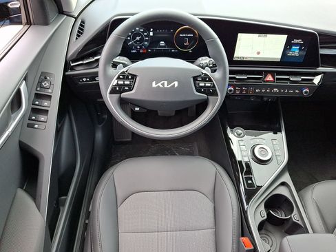 New 2026 Kia Niro Wind w/ Wind Preserve Package FWD image 12