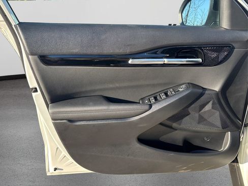 New 2025 Kia Seltos S AWD/4WD image 14