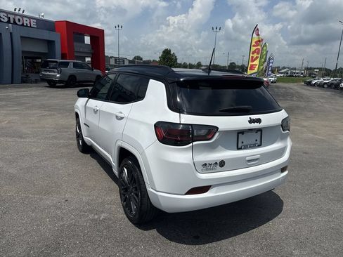 Used 2022 Jeep Compass High Altitude AWD/4WD image 12