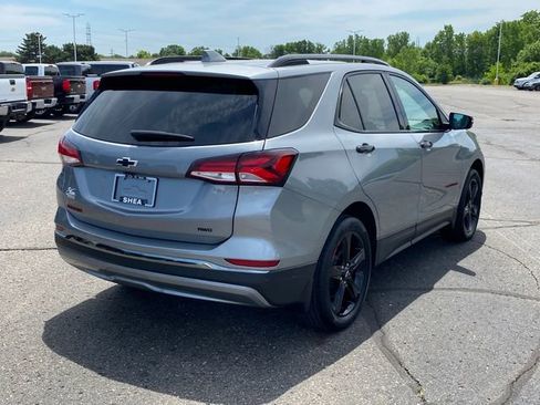 Certified 2023 Chevrolet Equinox Premier AWD/4WD image 3