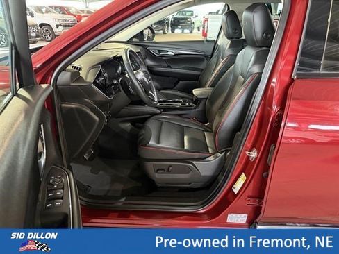 Certified 2022 Buick Envision Essence w/ Technology Package I AWD/4WD image 7