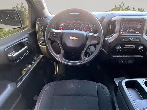 Used 2022 Chevrolet Silverado 1500 Custom image 9