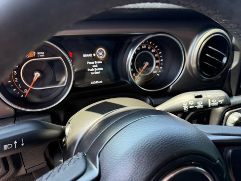 Used 2023 Jeep Wrangler Sport AWD/4WD image 26