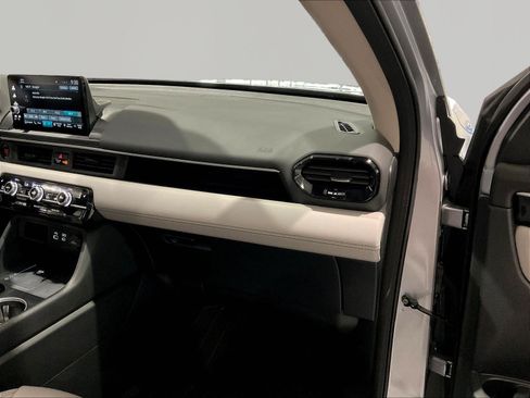 Certified 2023 Honda Pilot Touring image 27