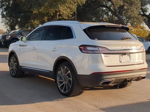 Used 2022 Lincoln Nautilus Reserve w/ Equipment Group 201A image 5