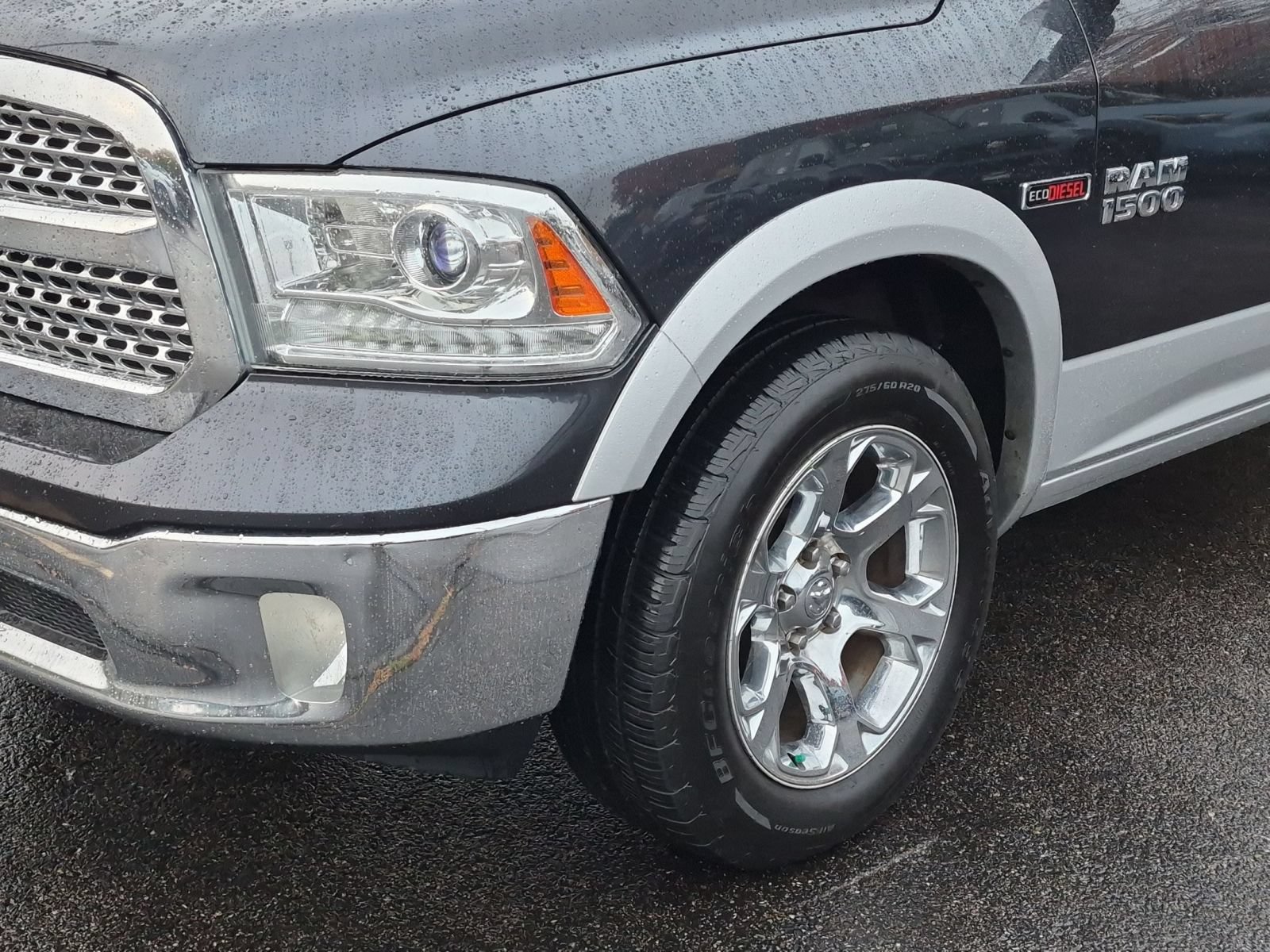 Used 2017 RAM 1500 Laramie w/ Convenience Group AWD/4WD image 9