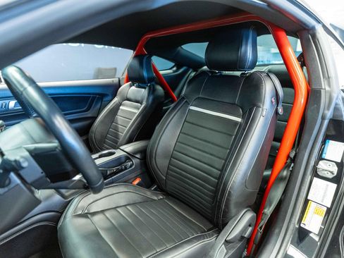 Used 2022 Ford Mustang Mach 1 w/ Mach 1 Handling Package RWD image 11