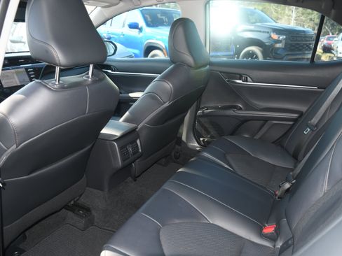Certified 2020 Toyota Camry XLE image 15