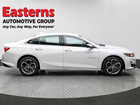 Used 2024 Chevrolet Malibu LT image 4