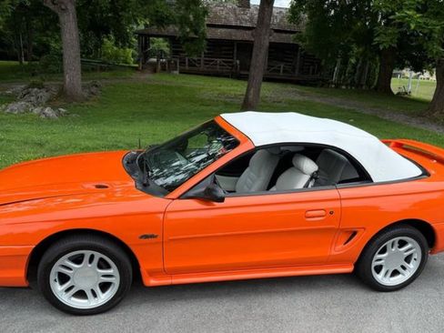 Used 1996 Ford Mustang GT RWD image 32