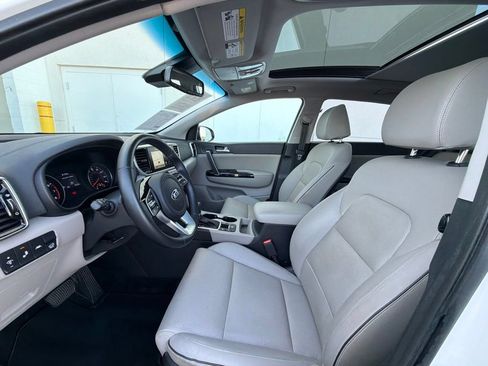 Used 2021 Kia Sportage EX w/ EX Technology Package FWD image 29