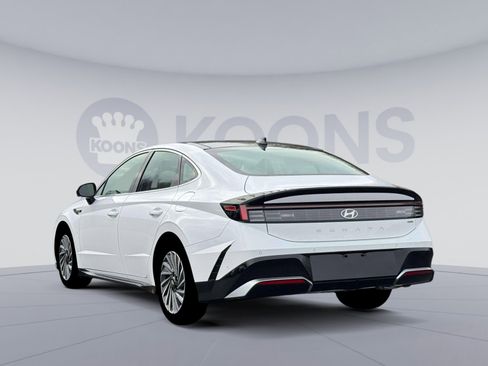 New 2026 Hyundai Sonata Limited FWD image 7