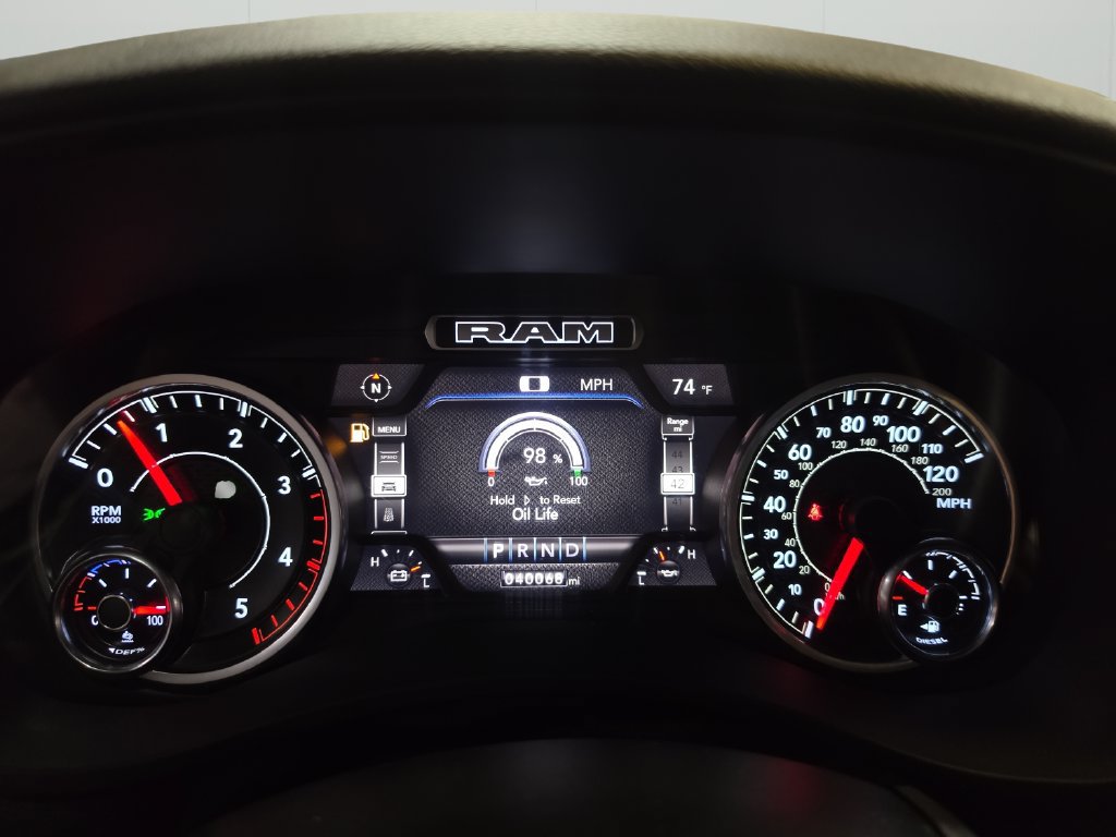 Used 2022 RAM 3500 Big Horn w/ Night Edition AWD/4WD image 17